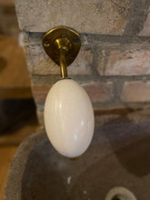 Laden Sie das Bild in den Galerie-Viewer, Seifenhalter von Oma
